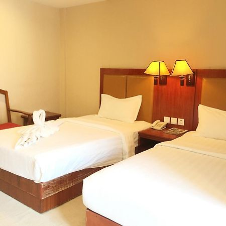 Dansavanh Vientiane Hotel Exterior foto