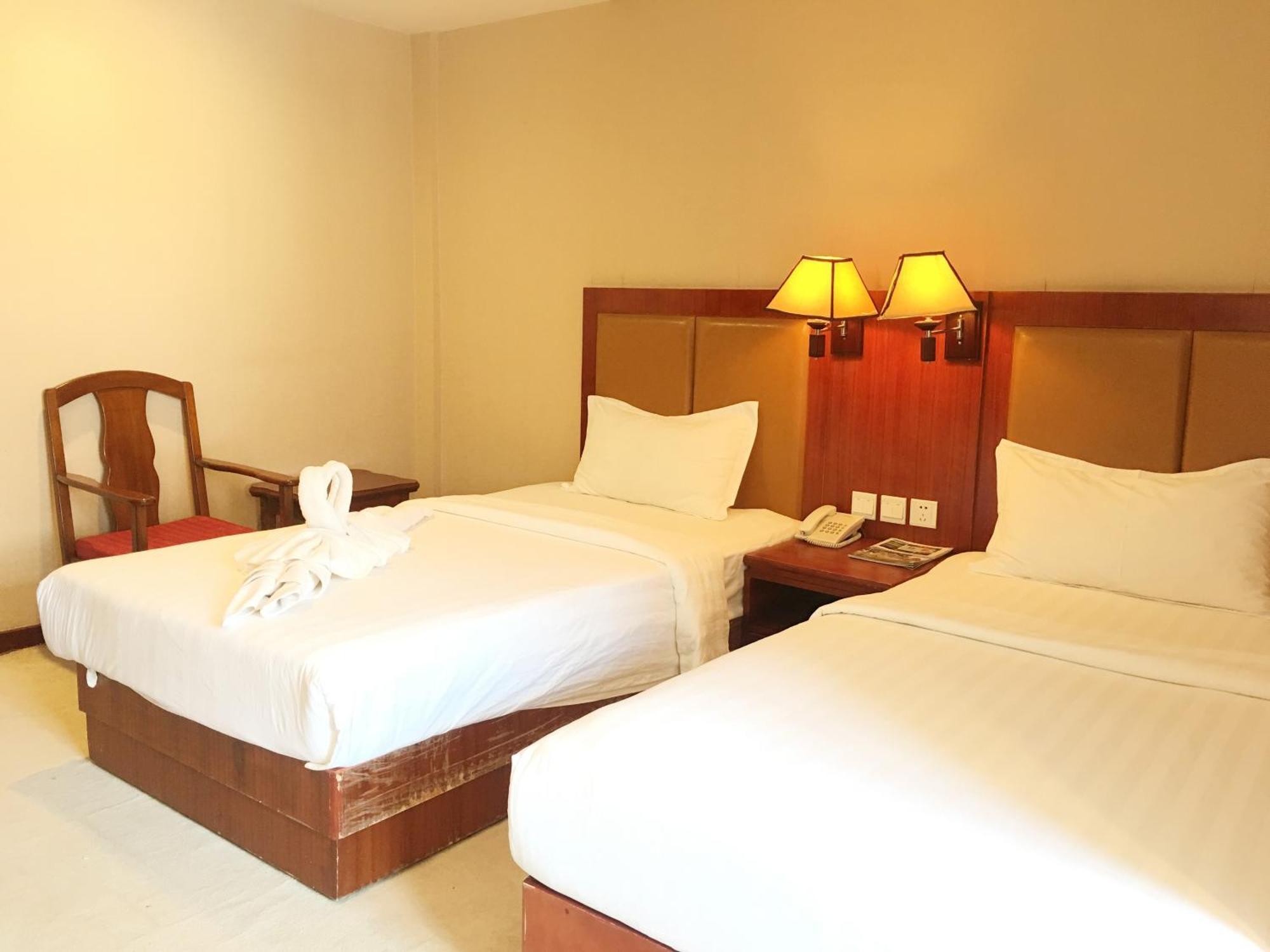 Dansavanh Vientiane Hotel Exterior foto